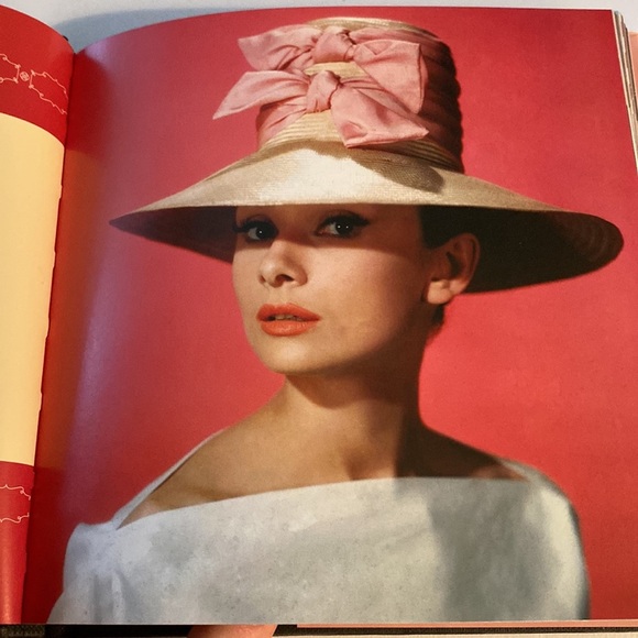 SO AUDREY HEPBURN 59 WAYS TO PUT A LITTLE AUDREY IN YOUR STEP Cindy De L… - Picture 4 of 8